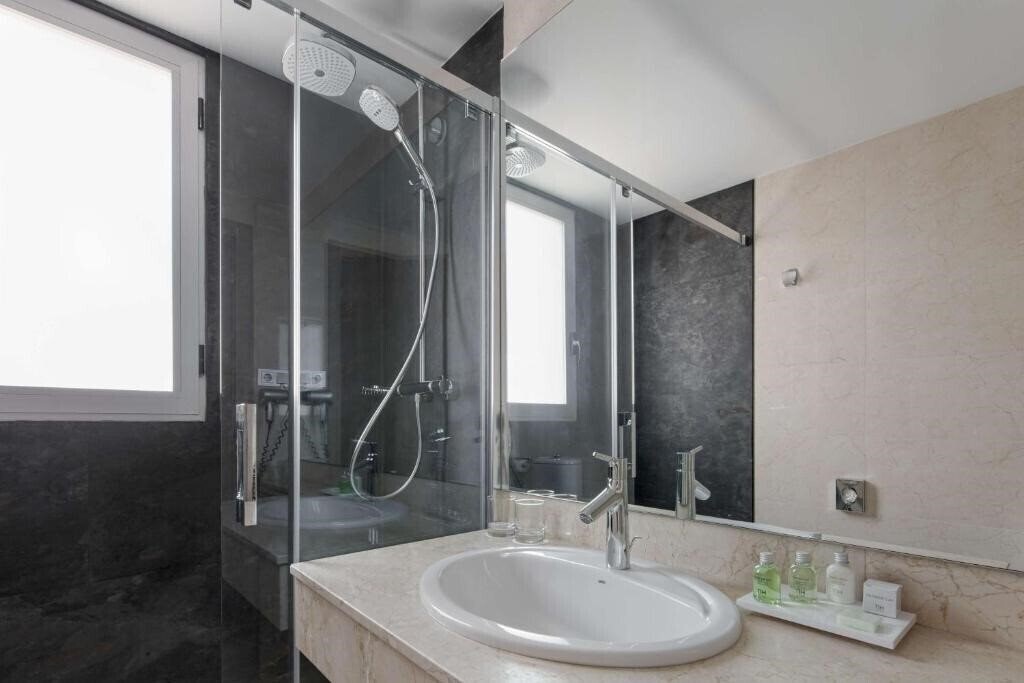 Zdjęcie Nh Ciudad De Zaragoza 3*