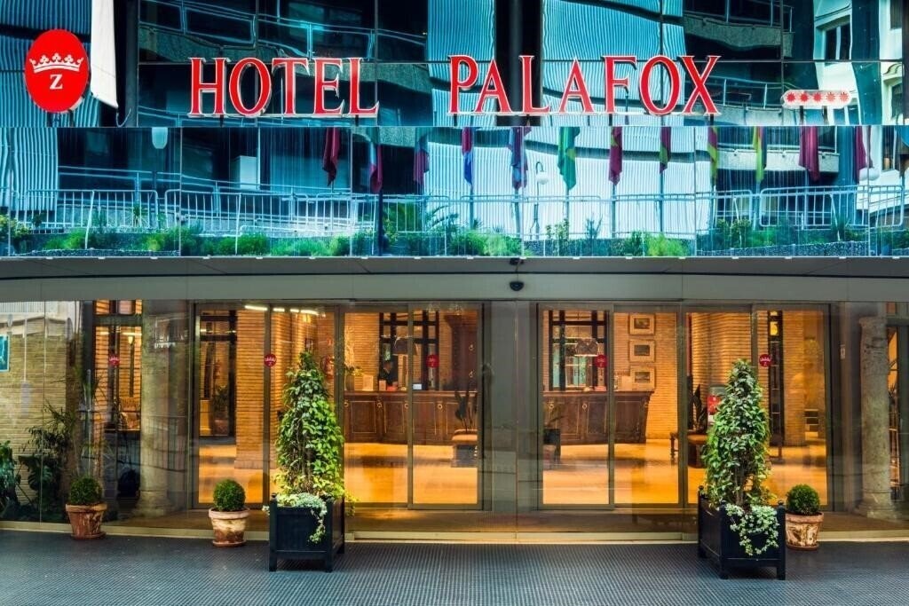 Hotel Palafox 5*
