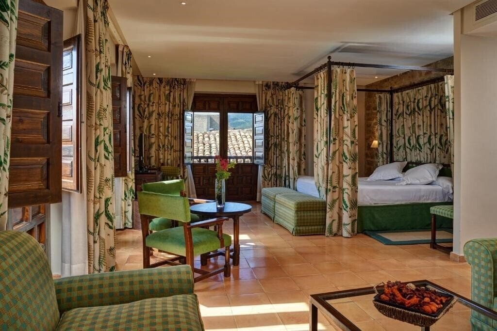 Zdjęcie Parador De Sos Del Rey Catolico 4*