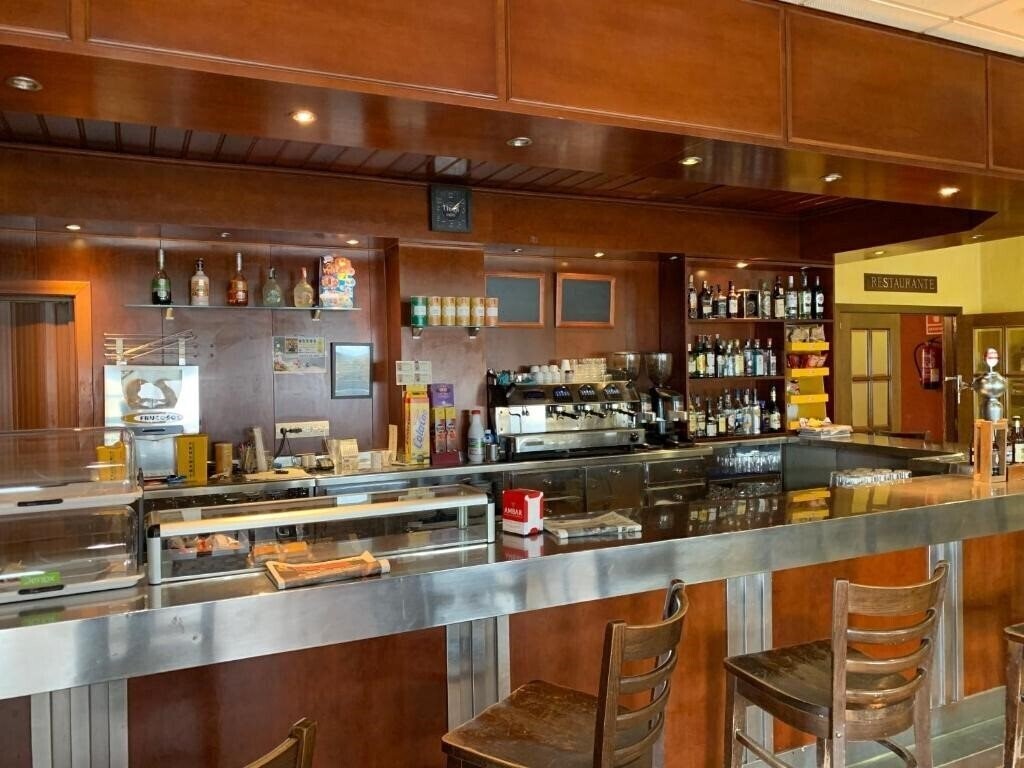 Zdjęcie Monasterio De Rueda 4*