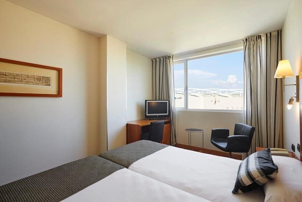 Zdjęcie Eurostars Plaza Delicias 3*