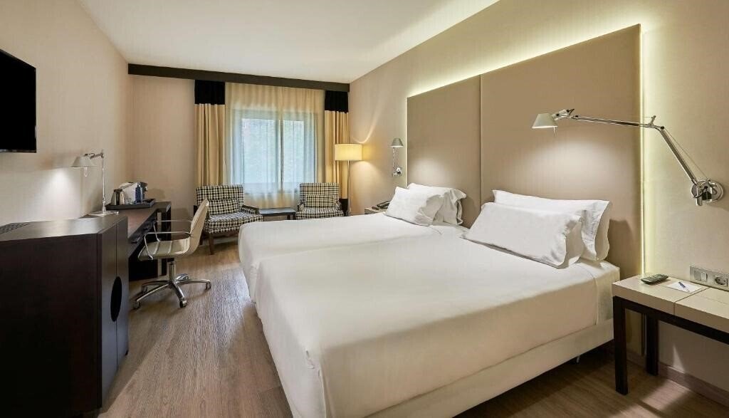 Zdjęcie Nh Lleida Pirineos 4*