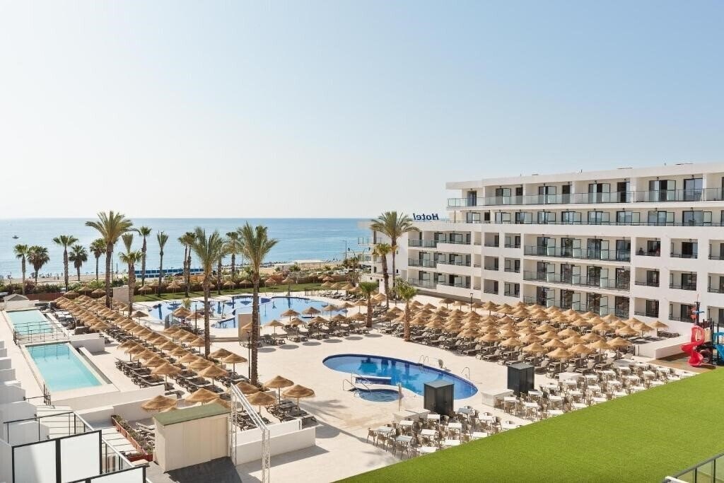 Готель Best Oasis Tropical 4*