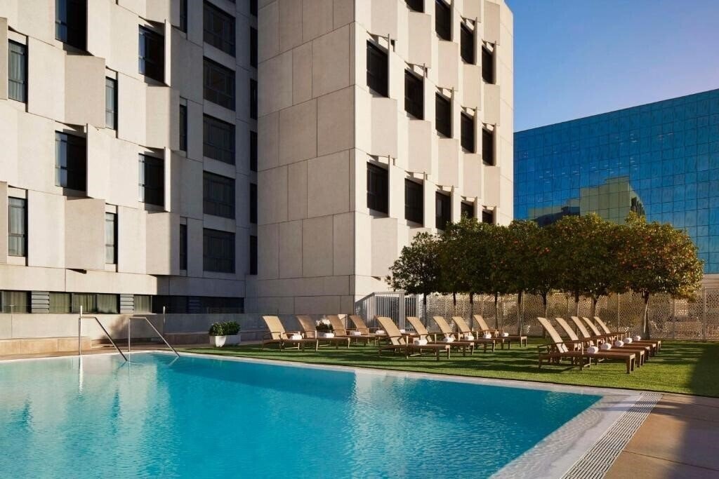 Hotel Nh Collection Sevilla 4*