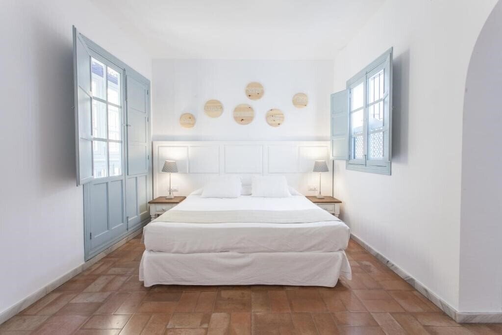 Hotel Apartamentos Suites Santa Cruz 3*