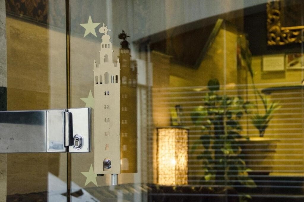 Фото Plaza Sevilla 3*