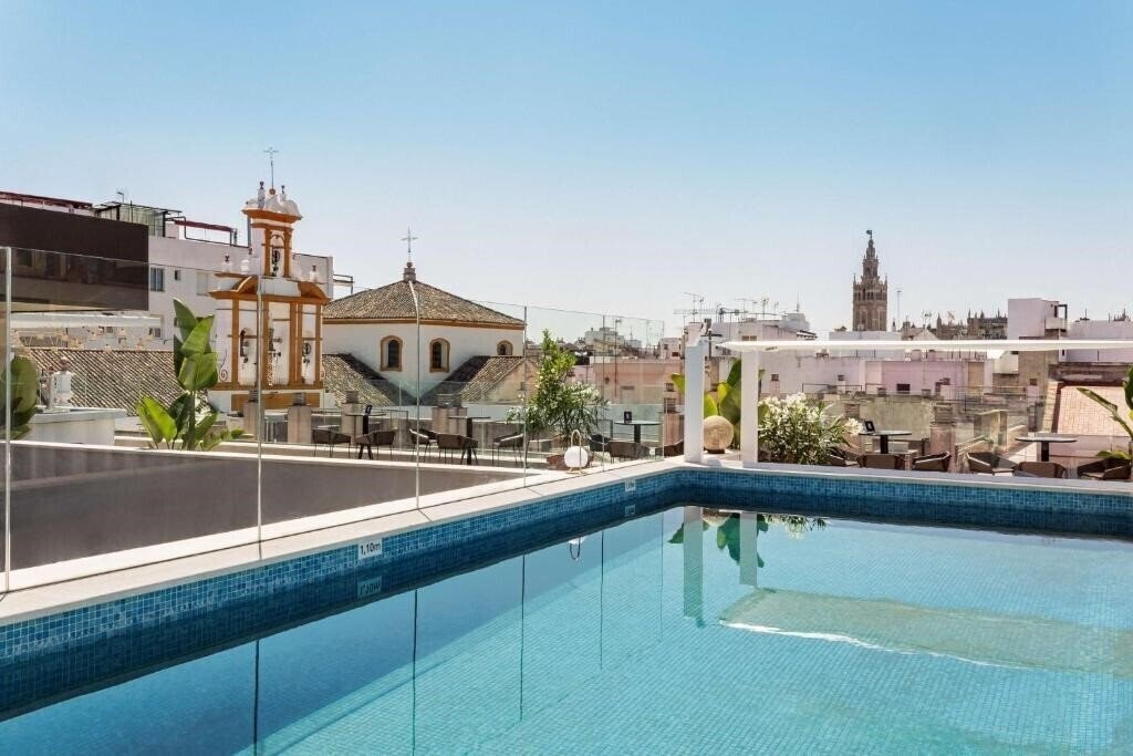 Фото Radisson Collection Hotel, Magdalena Plaza Sevilla 5*