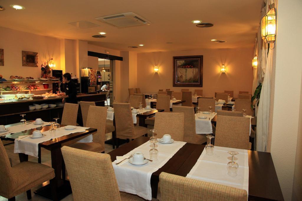 Картинка Cervantes 4*