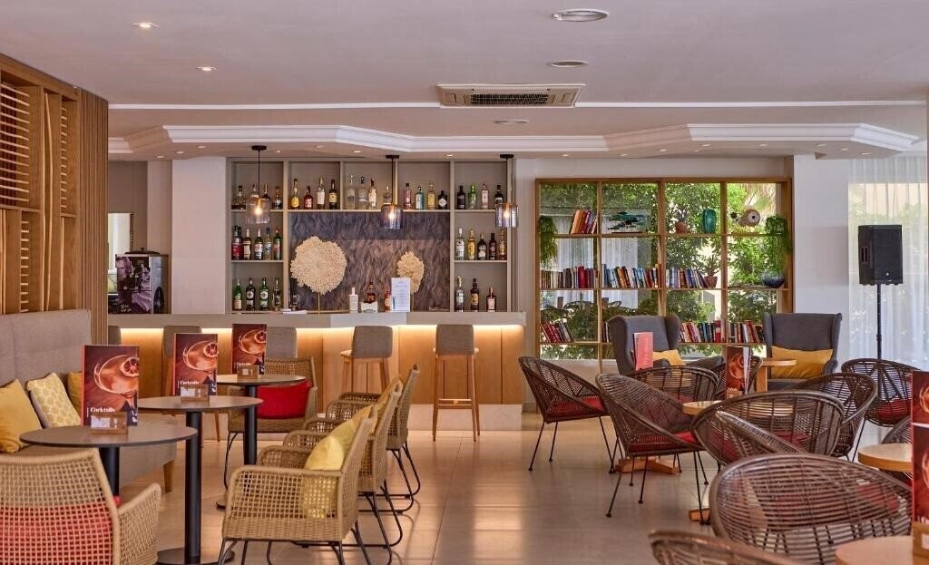 Фотографія Universal Perla 3*