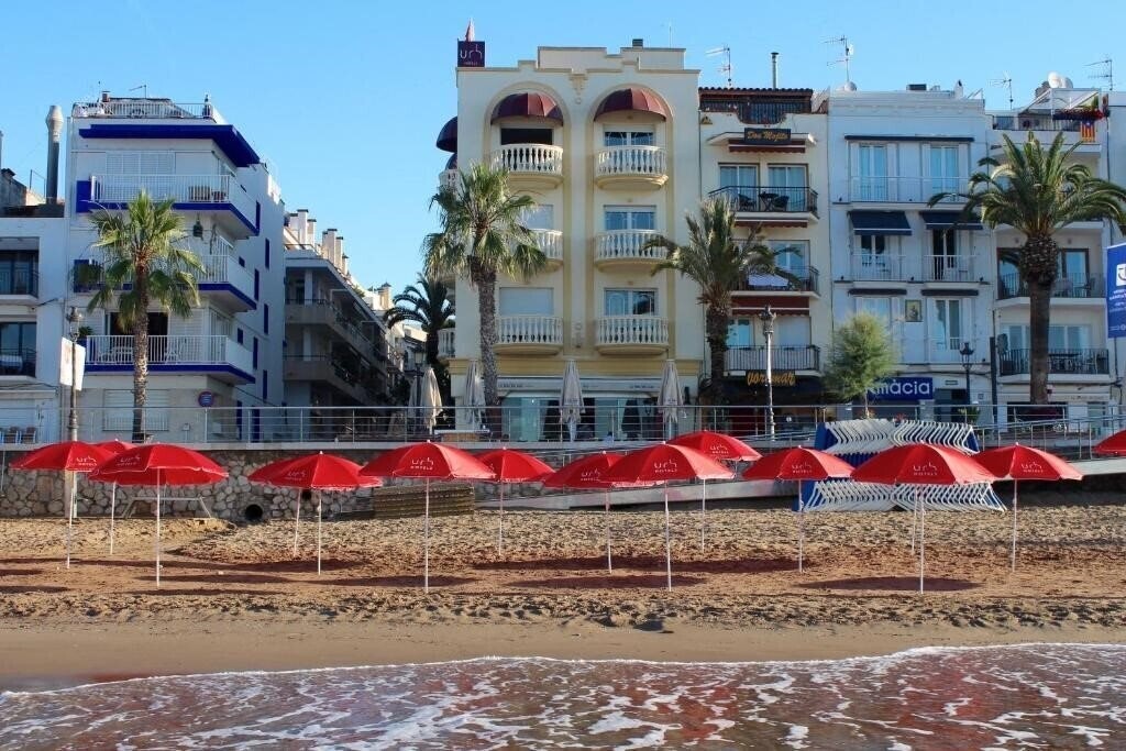 Готель URH Sitges Playa 4*