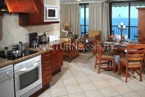 Готель Pearly Grey Ocean Club 4*