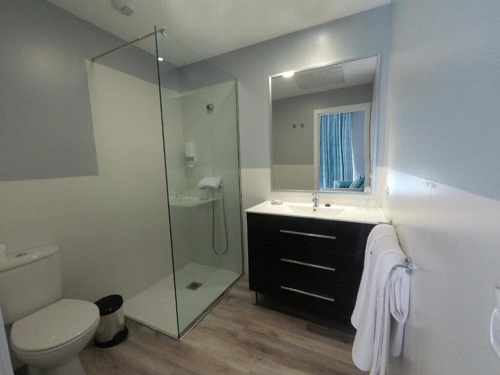 Фотографія Bambi Apartments 2*