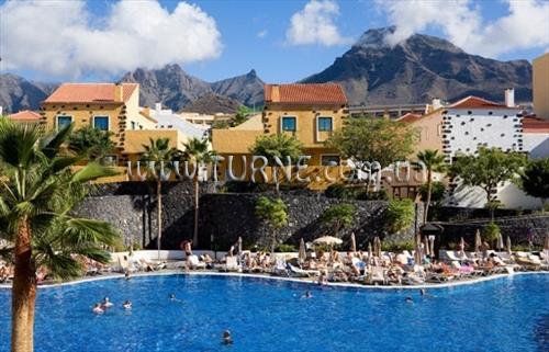 Фотографія Isabel Aparthotel 4*