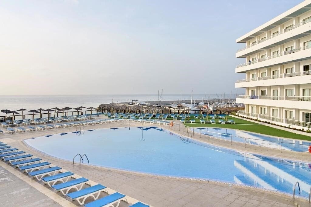 Hotel Aguamarina Golf Hotel 4*