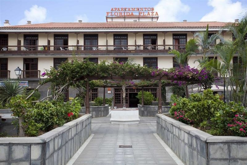 Готель Be Smart Florida Plaza Apts апартаменты