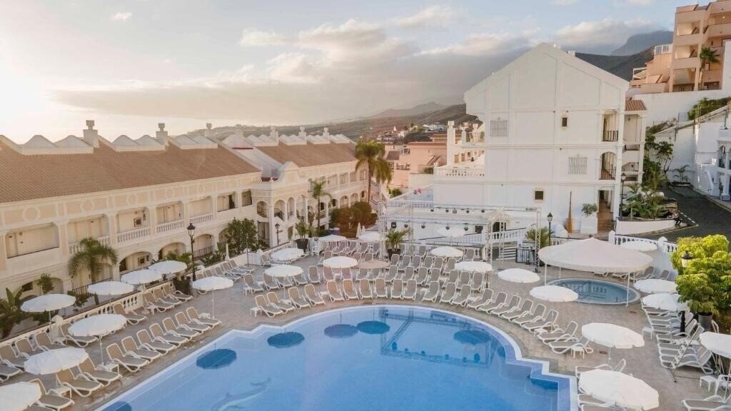 Картинка Hotel Hollywood Mirage 4*