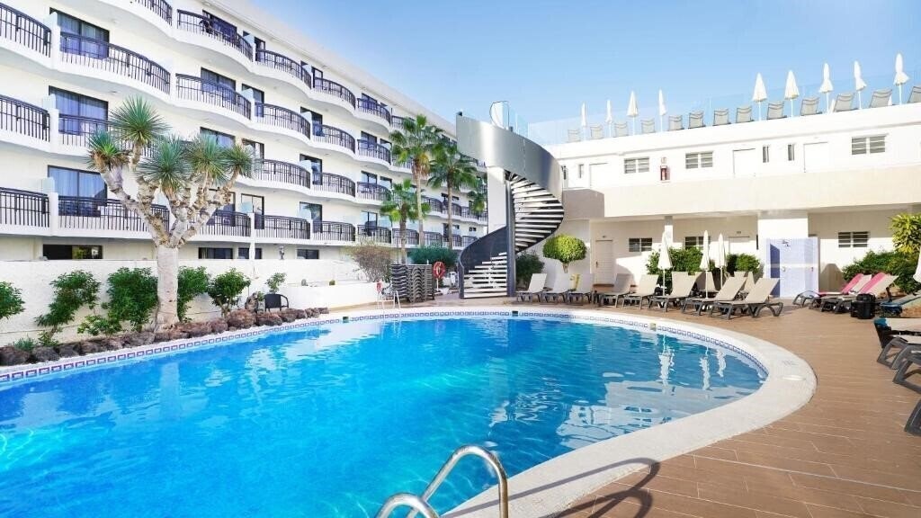 Hotel Coral California 4*