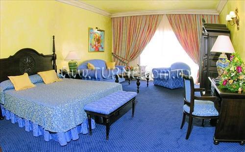 Hotel Europe Villa Cortes 5*