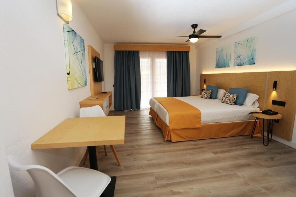 Zdjęcia Apartamentos Andorra 2*