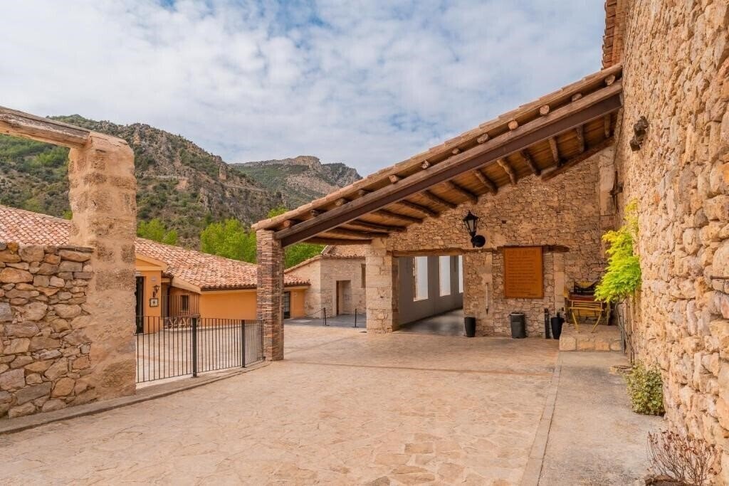 Zdjęcie Hostal De La Trucha 4*