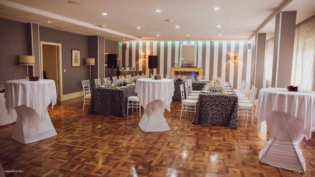 Фотографія El Meson 3*