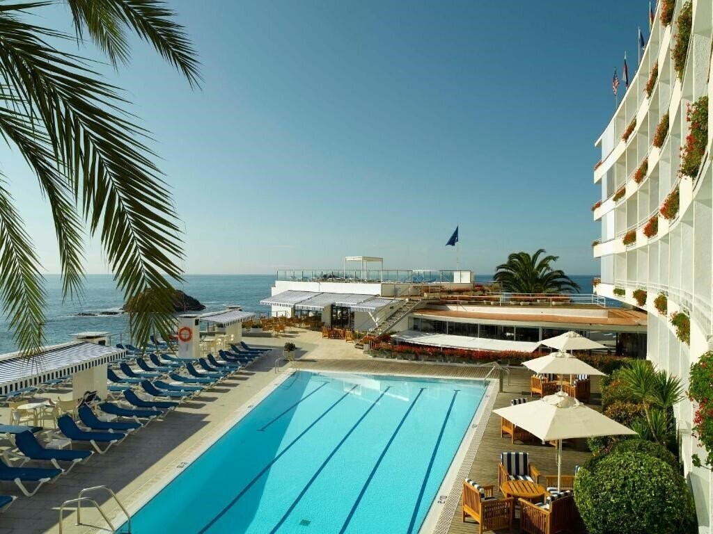 Готель Gran Hotel Reymar 4*