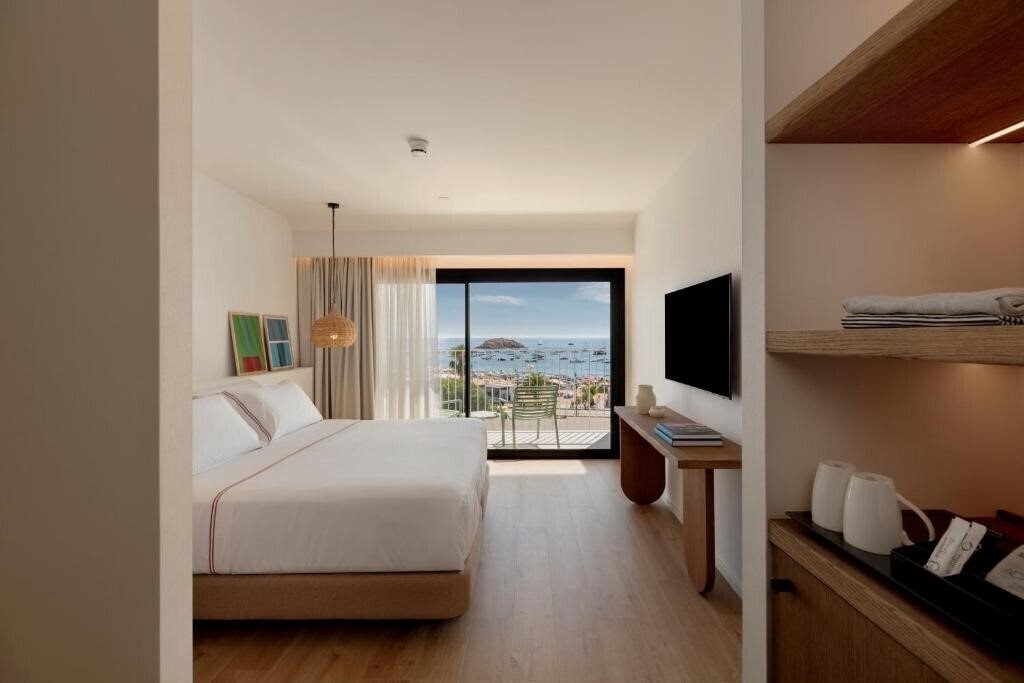 Obraz Elisabeth by the Sea 5*