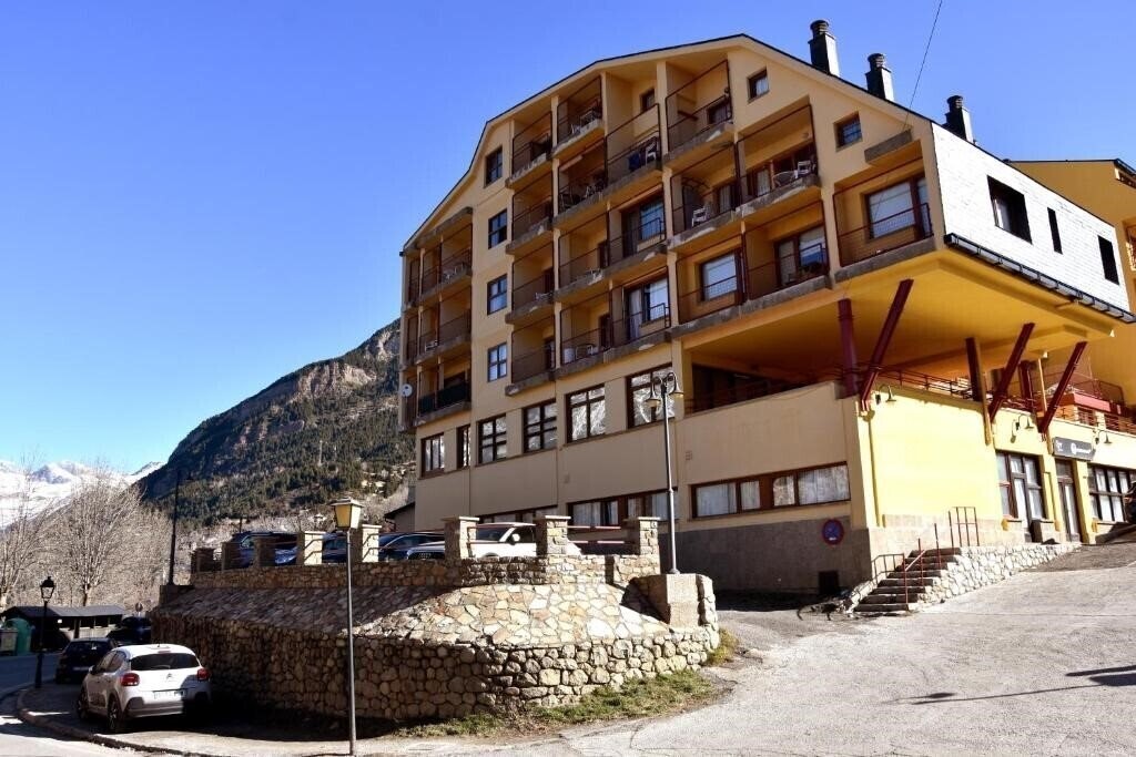 Hotel Apartamentos Yoy Edelweiss 3*