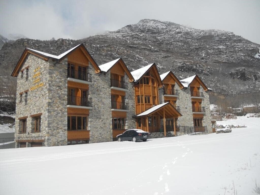 Фотографія Hotel Casa Chuldian 3*