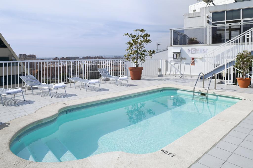 Готель Alameda Plaza 4*