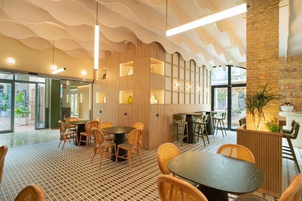 Zdjęcie Dwo Valencia by Checkin (ex. Checkin Valencia) 4*