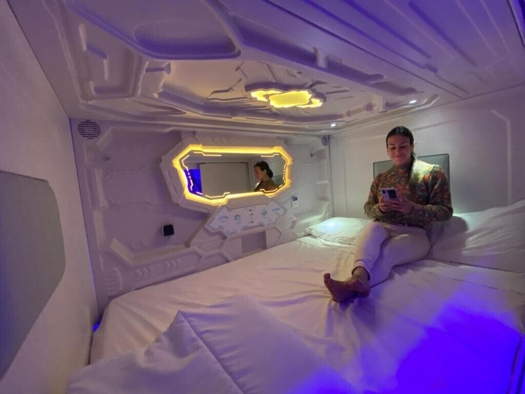 Zdjęcie Capsule Inn Valencia хостел