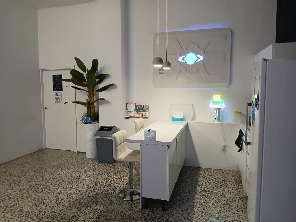 Obraz Capsule Inn Valencia хостел