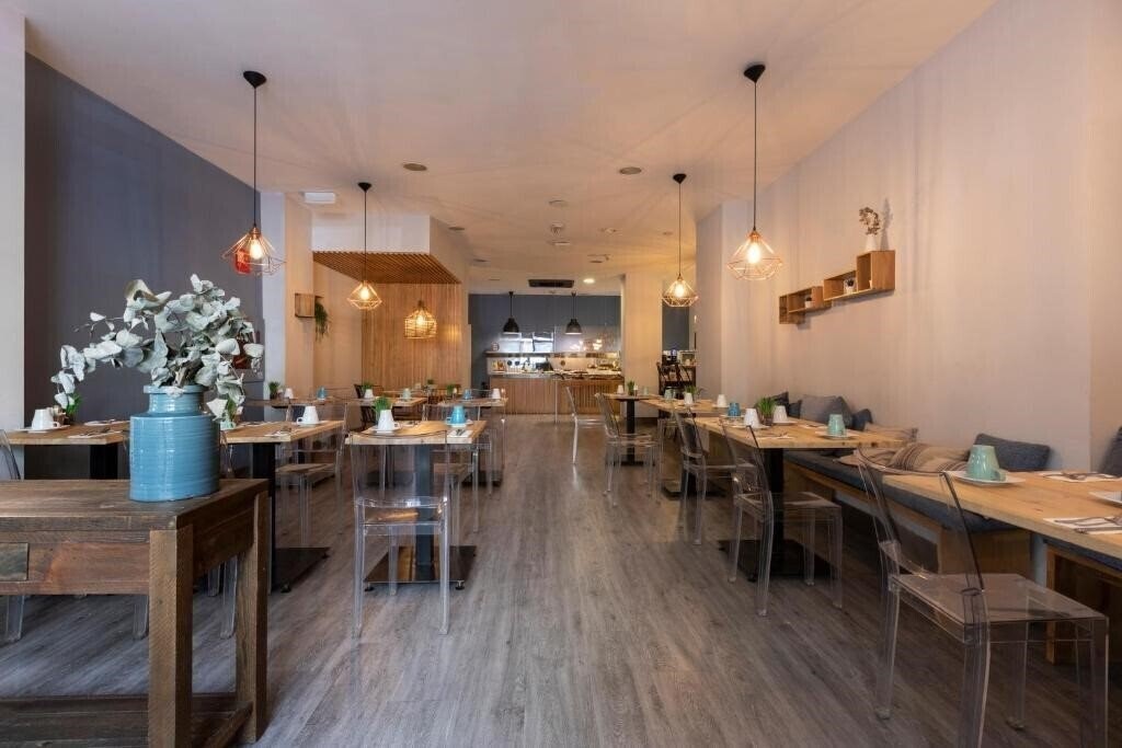 Zdjęcie Petit Palace Ruzafa 3*