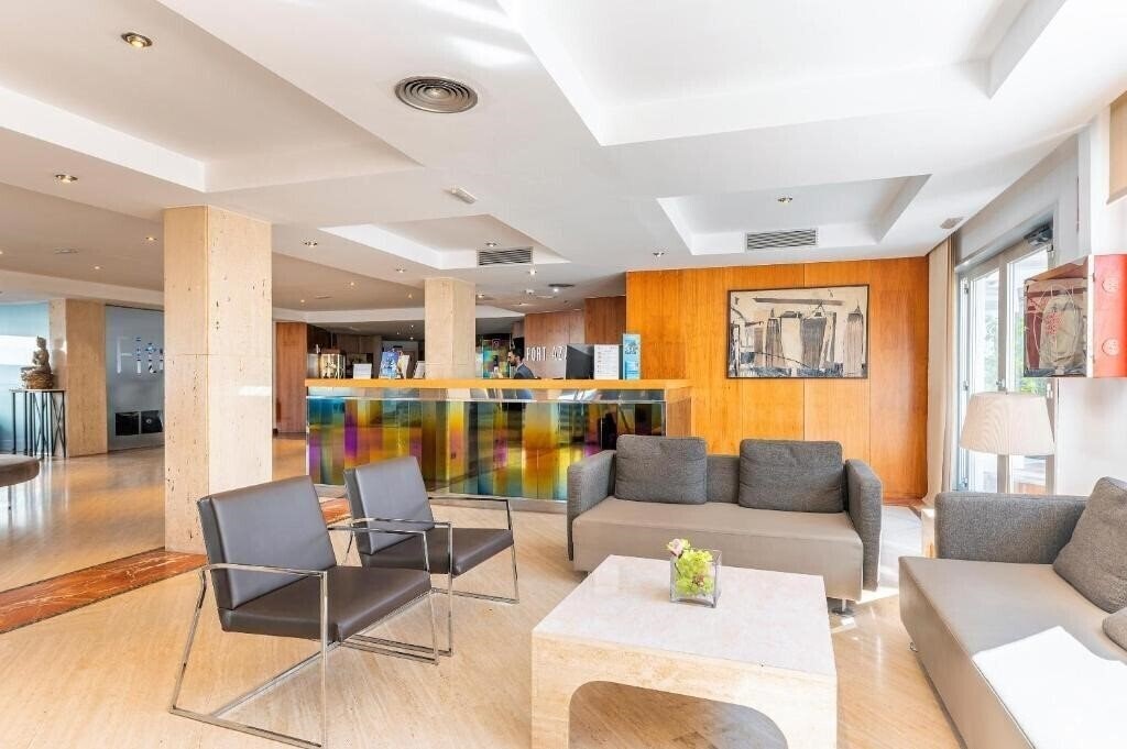 Zdjęcie Port Azafata Valencia (ex. Tryp Valencia Azafata Hotel) 4*