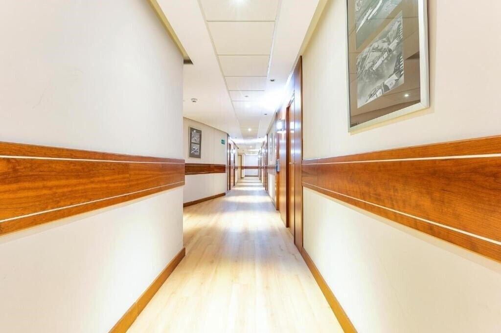 Zdjęcie Port Azafata Valencia (ex. Tryp Valencia Azafata Hotel) 4*