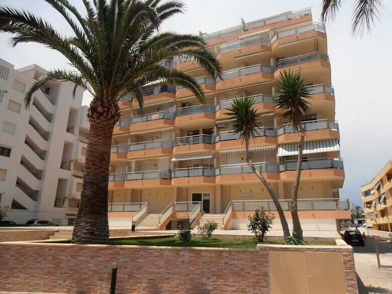 Готель Apartamentos Surfing 3000 3*