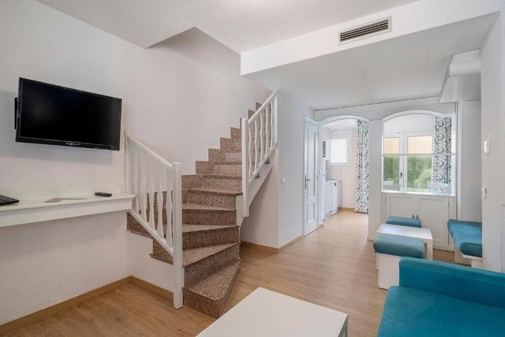 Obraz Apartamentos Turisticos Jardines Del Plaza (ex. Aparthotel Jardines del Plaza) 3*