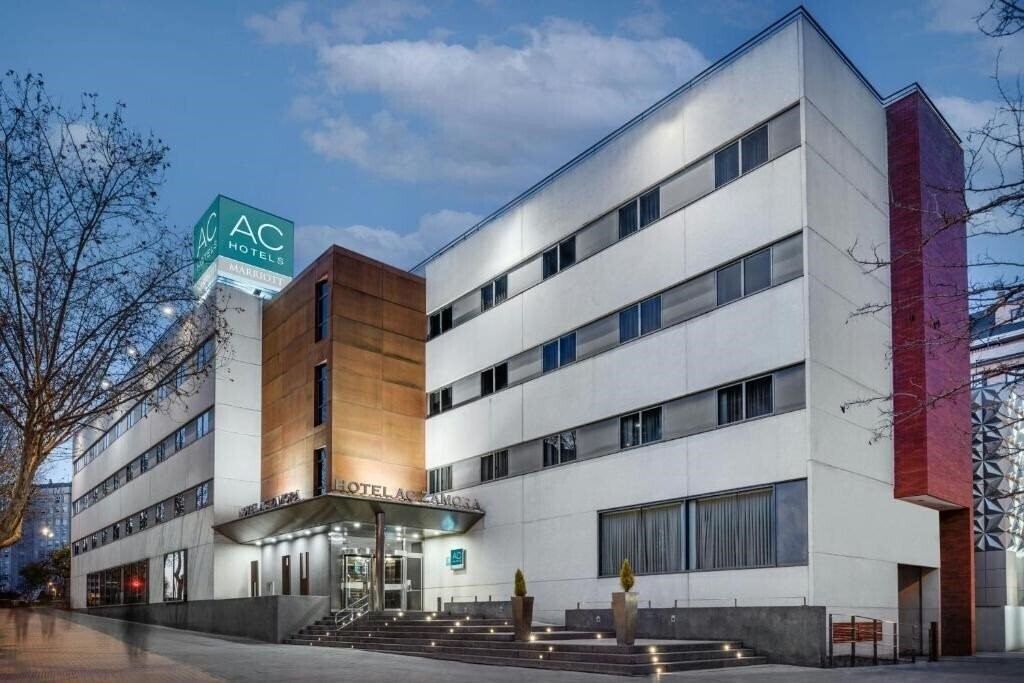 Фото Ac Hotel By Marriott Zamora 4*