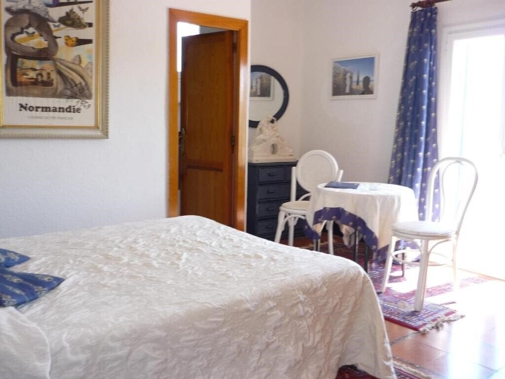 Фотографія Port-Lligat 3*