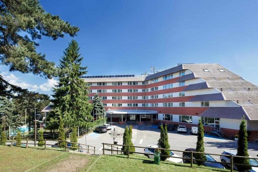 Hotel Alp Hotel Masella (ex. Sercotel Alp Masella) 3*