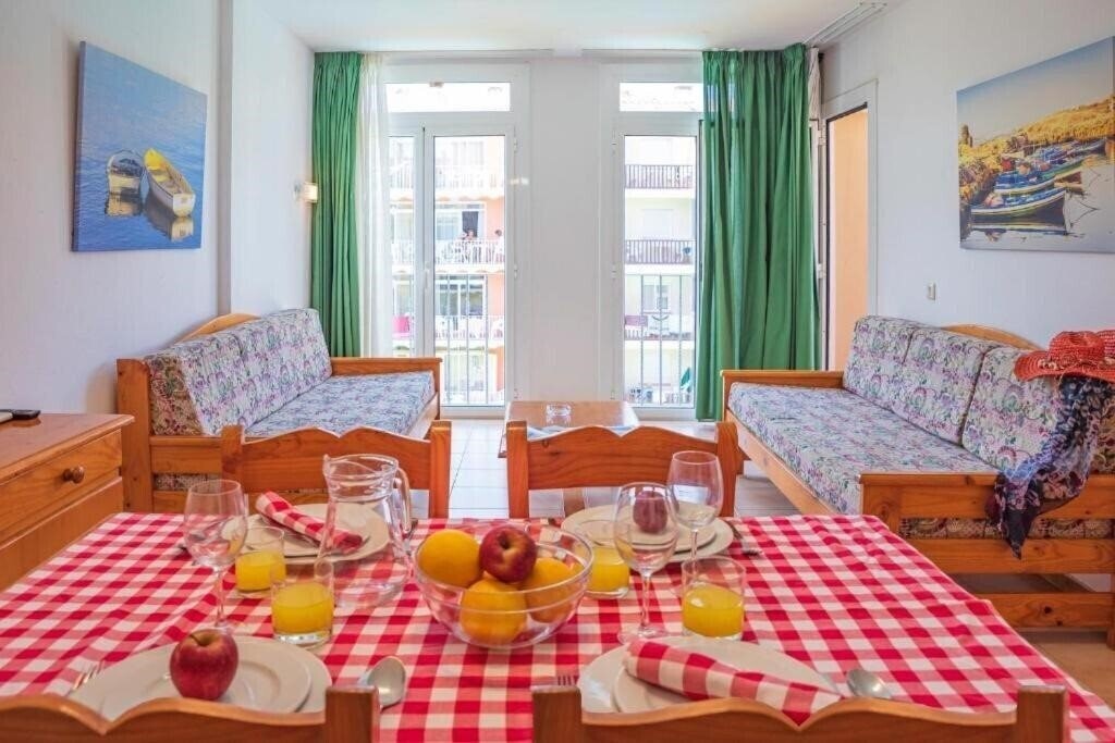 Zdjęcia Apartaments Turistics Comte D'Empuries (ex. Apts Gran Reserva) 2*