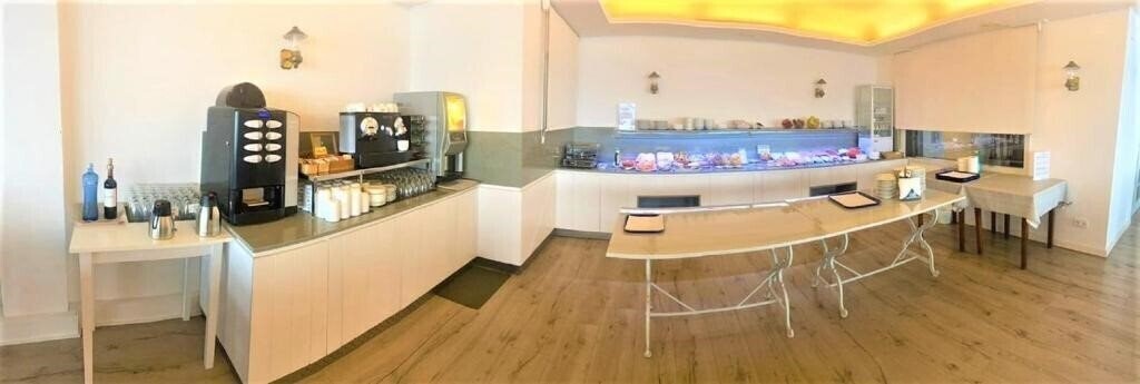 Фотографія Mediterrani 3*