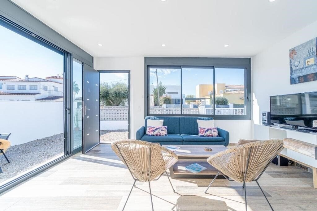 Зображення Villa Alberes 184 B Empuriabrava 2*