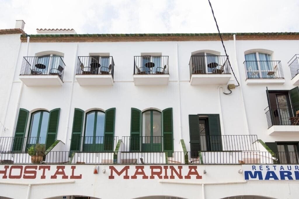 Отель Marina Cadaques 2*