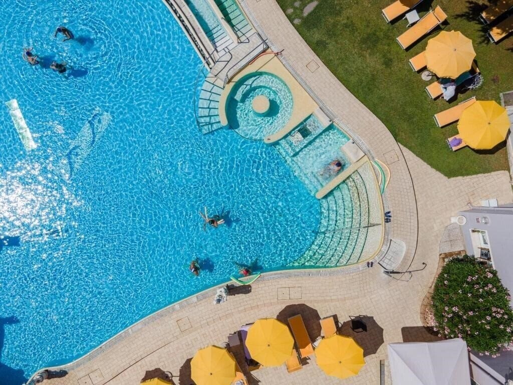 Картинка Terme Helvetia 4*