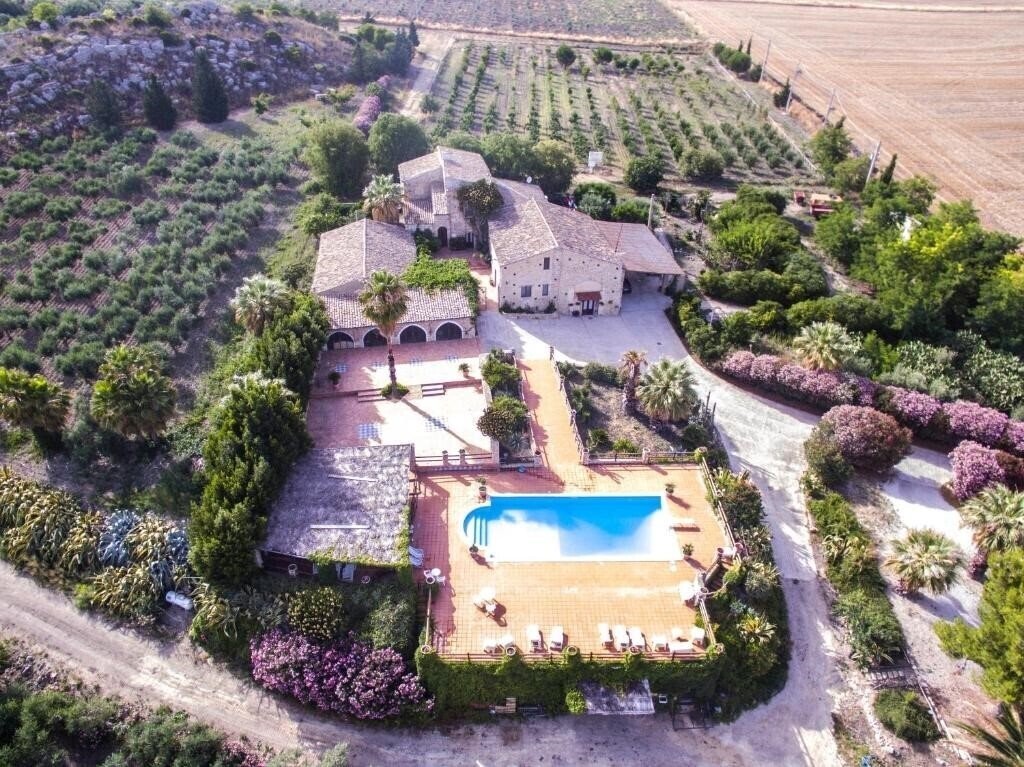 Zdjęcie Agriturismo Baglio Lauria 4*