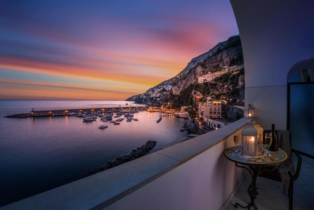 Готель Amalfi 3*