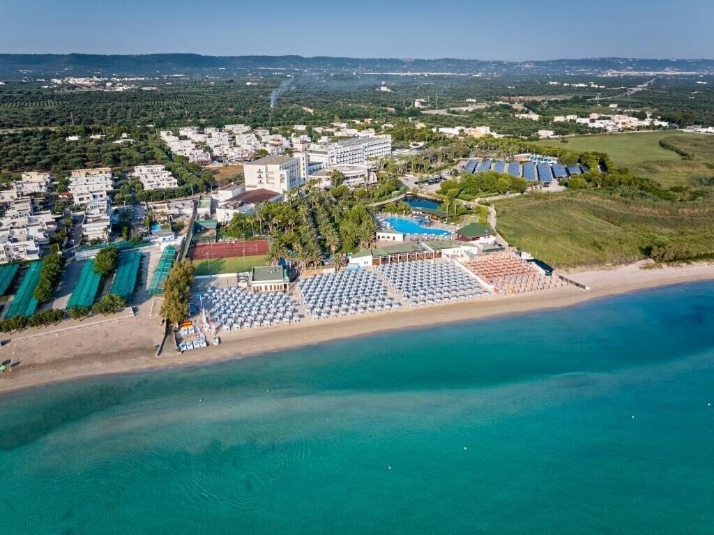 Готель Gran Serena Hotel 4*