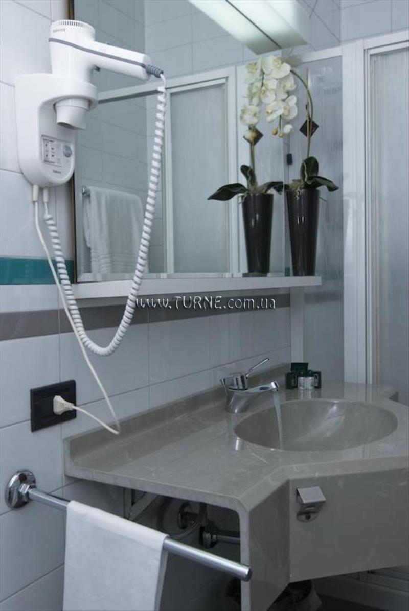 Готель Boston 3*